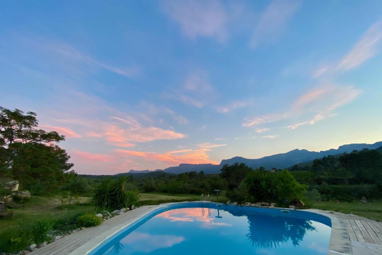 Wonderful Comfortable Finca In The Burga Valley Rasquera Buitenkant foto